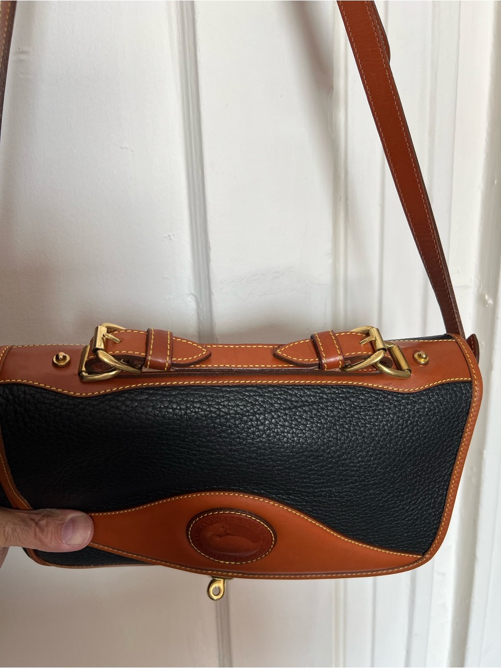 Vintage Dooney & Bourke AWL Black Leather Large Carrier Crossbody Bag -Excellent - Picture 16 of 16